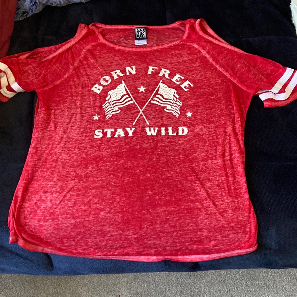 Modern Lux Women's Cold Shoulder T